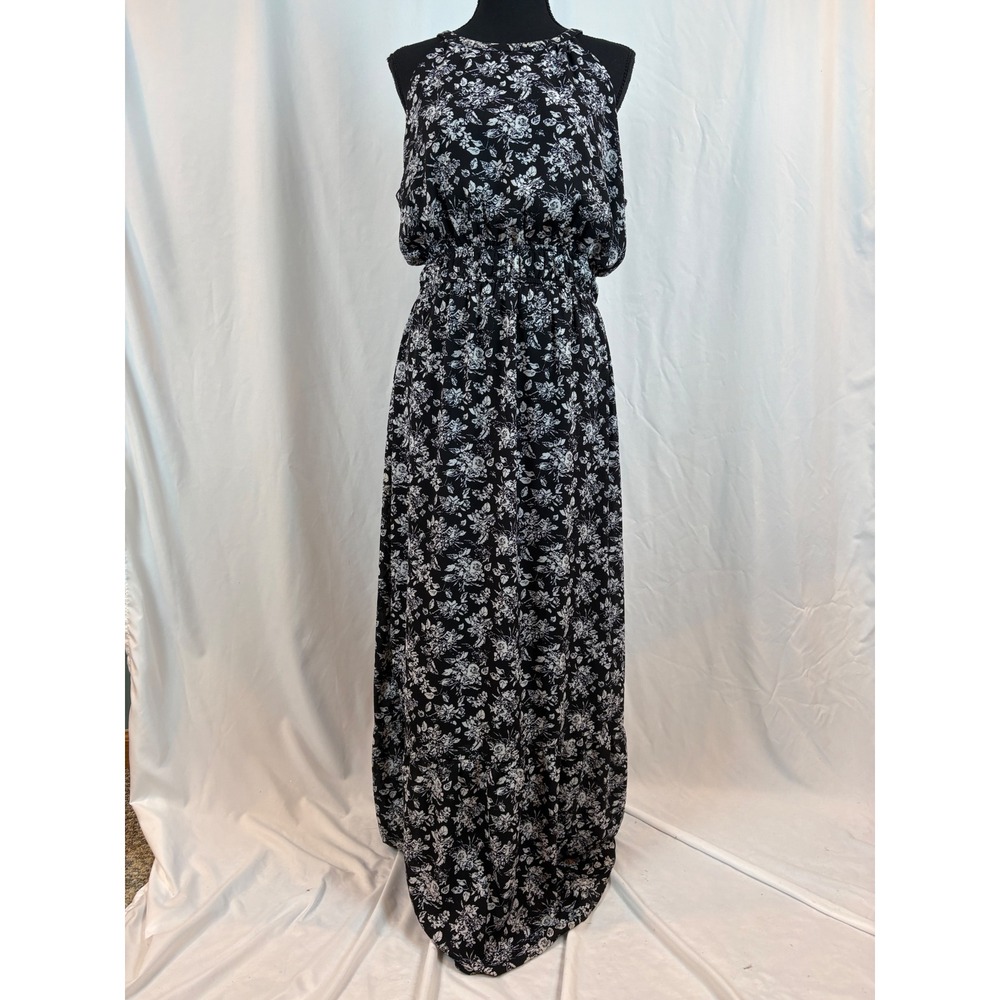 Saks Fifth Avenue Black White Floral Halter Maxi Dress Smocked Waist Size 6
